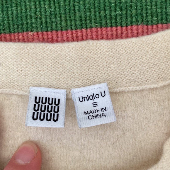 100% Wool Sweater - Picture 2 of 3